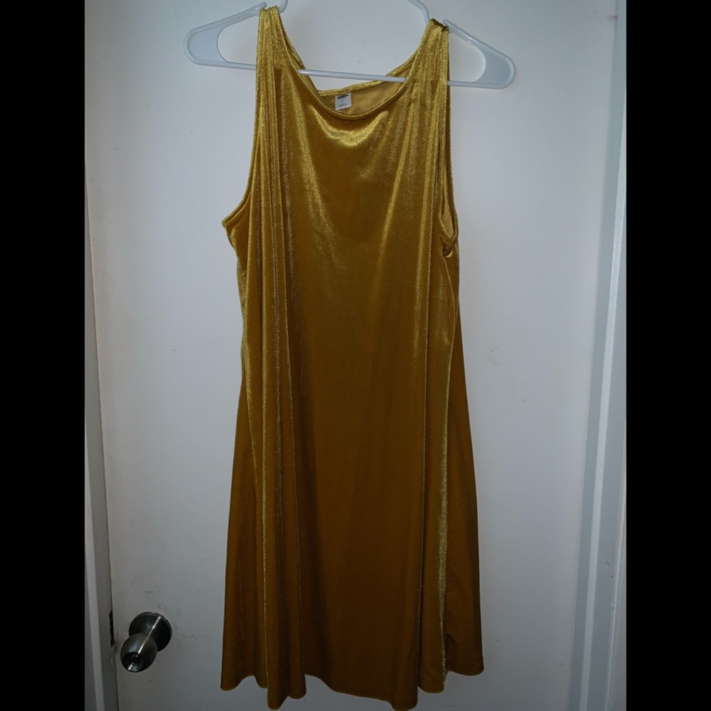 Old Navy velvet sleeveless dress